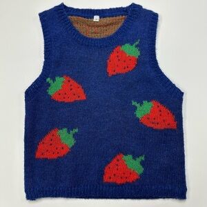 Strawberry print knit vest Womens XS Junior Small mohair blend pullover Kawaii